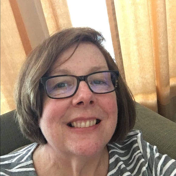 Meet your Posher, Danita - Picture 1 of 1